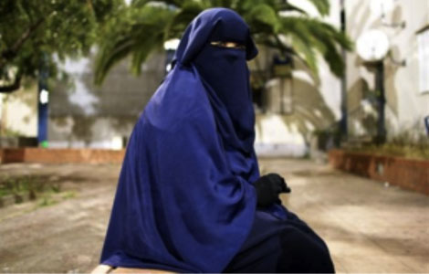 niqab banniere 2 18