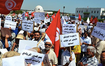 Manifestation-islamistes-a-la-Kasbah-2