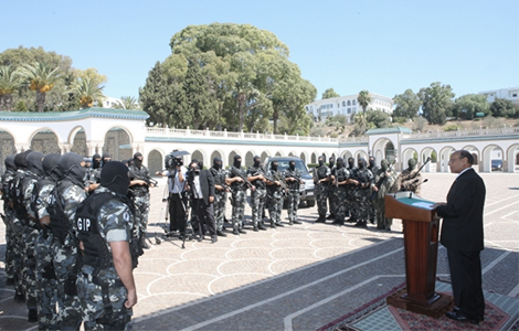 Marzouki-armee-banniere