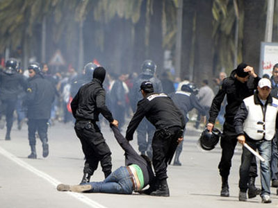 Violences policière le 9 avril 2012