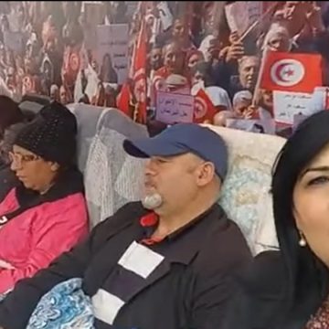 Tunis : Abir Moussi dénonce la violence verbale des milices de Kaïs Saïed