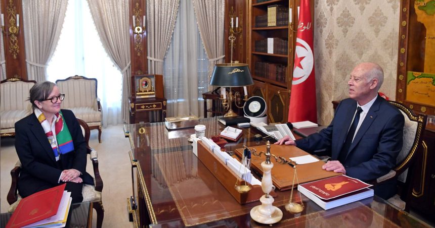 Tunisie : la masse salariale du secteur public atteint 15,6% du budget en 2022