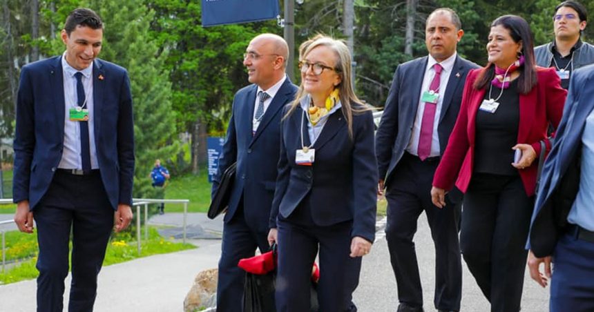 Najla Bouden à Davos pour rencontrer les bailleurs de fonds de la Tunisie