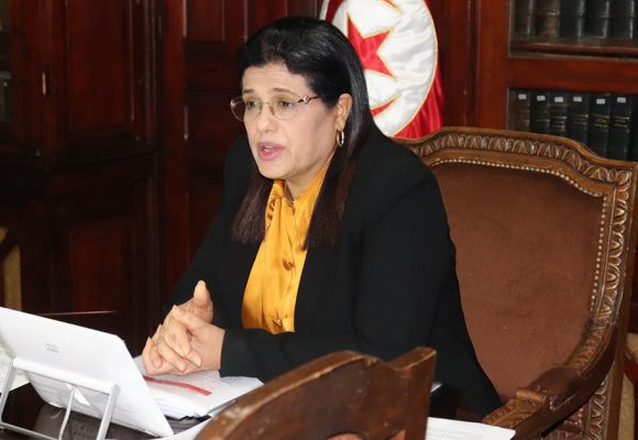 Sihem Nemsia : «La Tunisie introduit les réformes conformément aux orientations nationales»