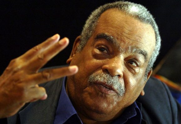 Le poème du dimanche : «Eté» de Edouard Glissant