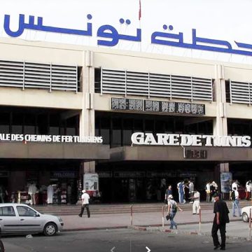 Tunisie : les trains, métros et bus totalement à l’arrêt