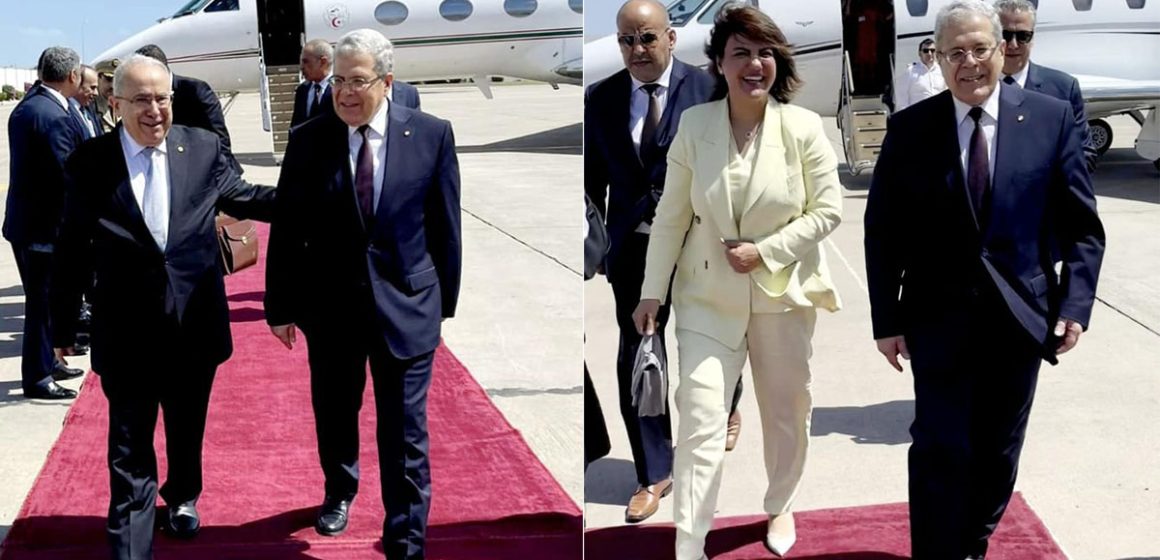 Affaires étrangères : Les ministres algérien et libyen accueillis par Othman Jerandi à l’aéroport de Tunis-Carthage