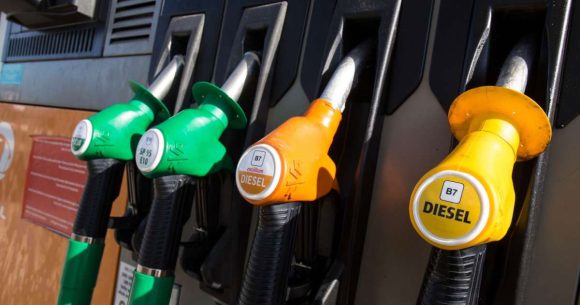 carburants-station-service Le ministère du Commerce dément catégoriquement toute hausse des prix des carburants