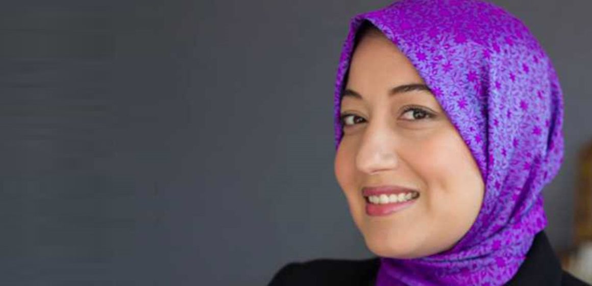 Tunisie : L’ancienne députée Saïda Ounissi interdite de voyager, selon Samir Dilou