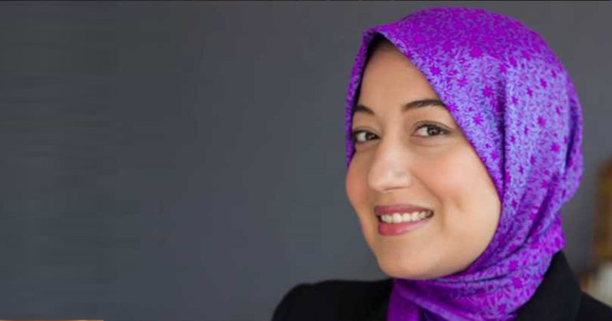 Tunisie : L’ancienne députée Saïda Ounissi interdite de voyager, selon Samir Dilou