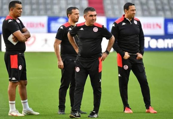 Equipe nationale tunisienne : Jalel Kadri envisage d’aligner une défense à 3 contre le Chili