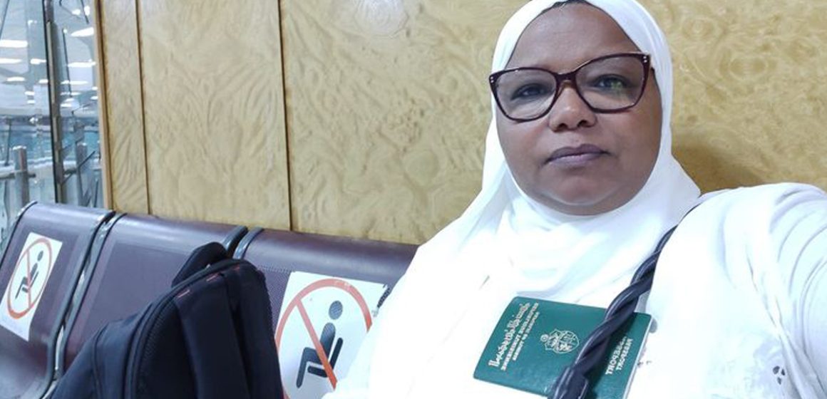 Interdite de voyage, Jamila Ksiksi dénonce : «Dans mon pays, il n’y a pas de justice, pas de droits, pas de dignité…»