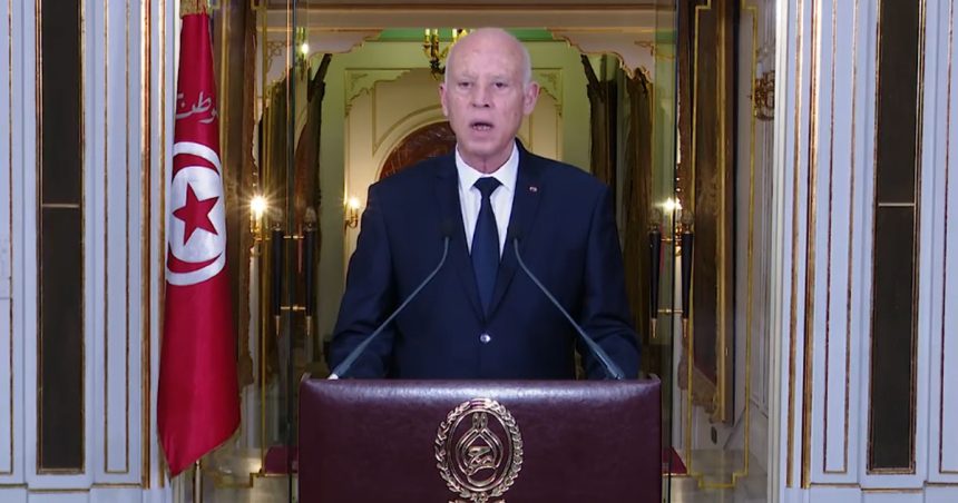 Tunisie : Le président Saïed annonce que des «erreurs dans le projet de la nouvelle constitution seront rectifiées»