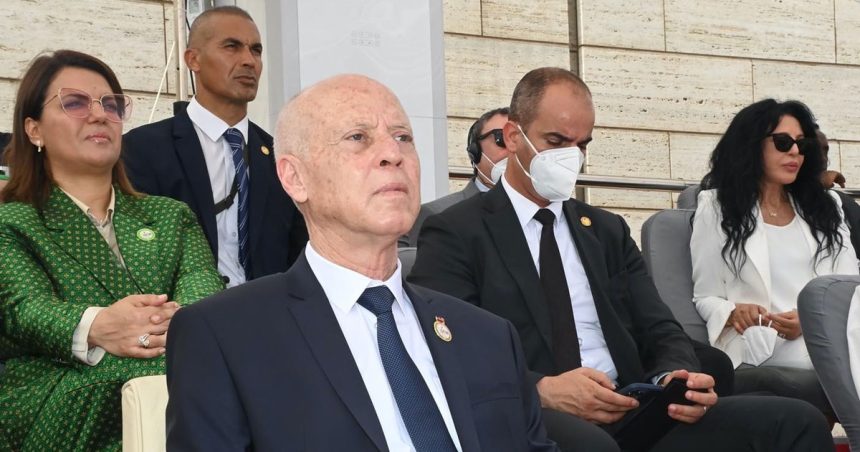 Tunisie : l’autocrate et son dangereux projet de constitution