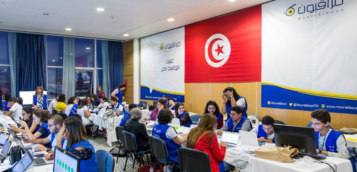 Tunisie-Référendum : Mourakiboun appelle l’Isie à publier les résultats détaillés des bureaux de vote