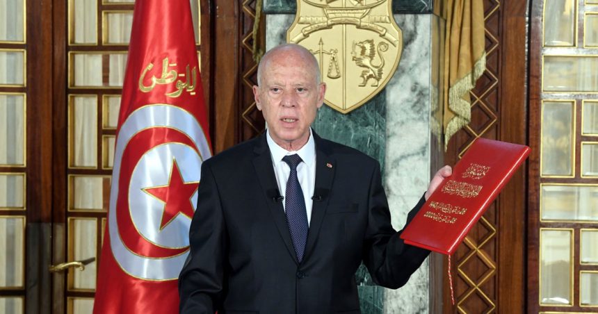 Tunisie : Kaïs Saïed continue de diviser pour régner