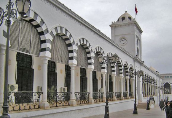 Tunisie : l’énergie et l’industrie se taillent la part du lion des garanties de l’Etat en 2022