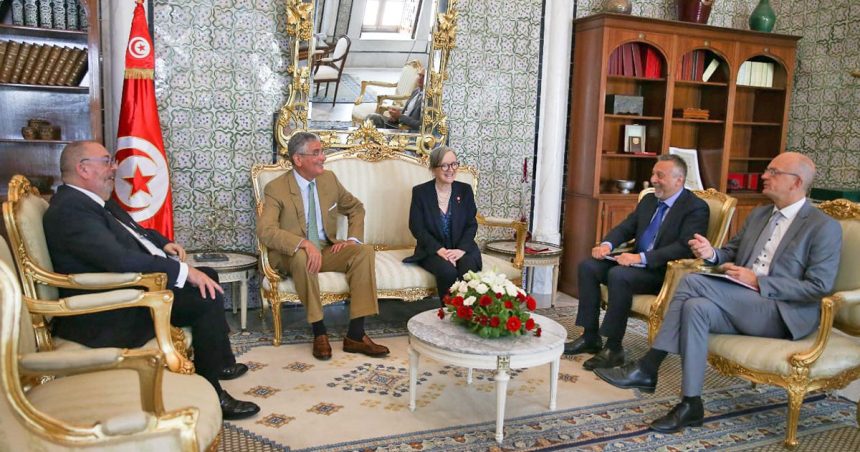 Quand la Tunisie va-t-elle mettre en œuvre ses réformes économiques ?  