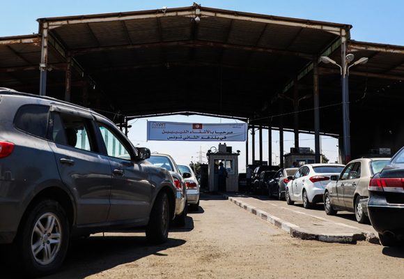 Tunisie – Libye : le poste frontière Ras Jedir fermé à la circulation