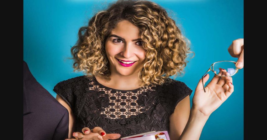 La franco-tunisienne Sabrine Zayani trace son chemin dans le monde de l’humour francophone