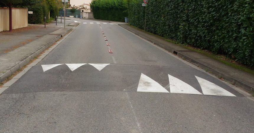 Tunisie – Ministère de l’Équipement : Lancement d’une campagne de destruction des ralentisseurs de vitesse non-sécuritaires