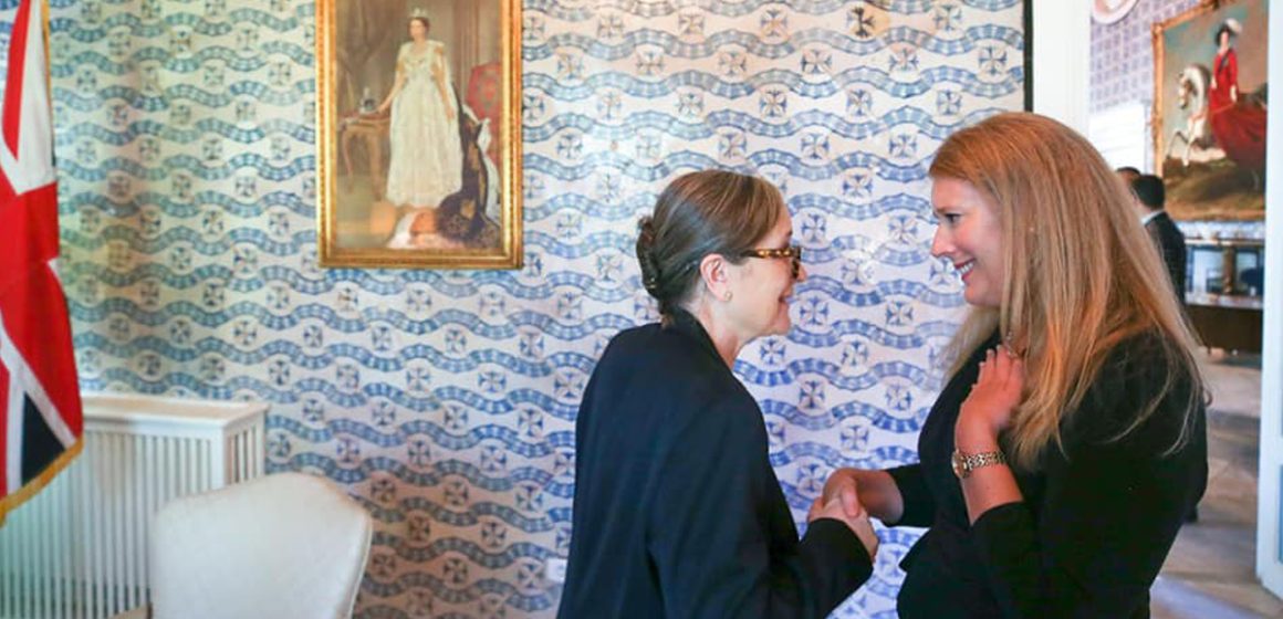 Tunis : Bouden à l’ambassade du Royaume-Uni pour présenter ses condoléances suite au décès de la reine Elizabeth II