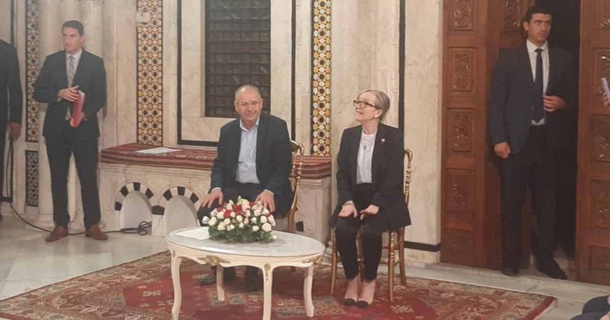 Tunisie-Officiel : Signature de l’accord entre l’UGTT et le gouvernement