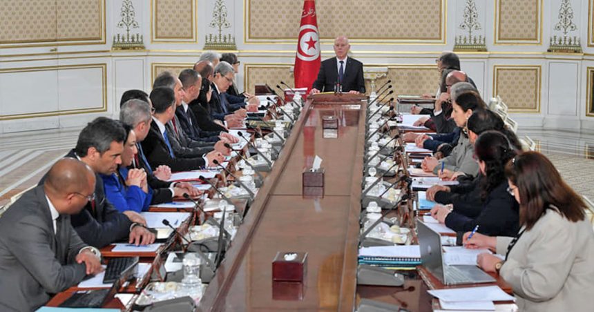 Tunisie : pourquoi Kaïs Saïed doit-il changer de gouvernement ?