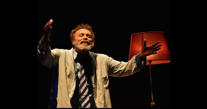 Théâtre tunisien : Khaled Houissa de retour sur les planches avec le monodrame « Le 4ème pouvoir »