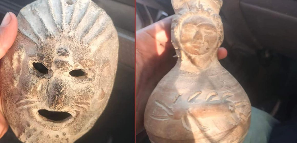 La garde douanière de Sidi Bouzid intercepte un individu en possession de deux pièces archéologiques