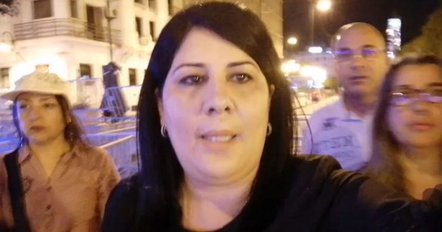 Tunisie : Abir Moussi entame une grève de la faim pour protester contre le «dictateur»  Kaïs Saïed