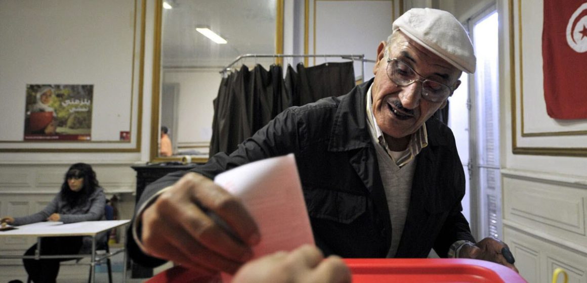 Des Tunisiens de l’étranger déplorent la «cacophonie législative» précédant les futures élections