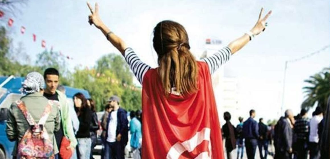 Tunisie – Législatives : La Dynamique féministe indépendante organise un sit-in devant le siège de l’Isie