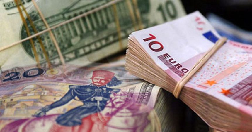 Tunisie : le dinar perd de sa valeur face au dollar et à l’euro