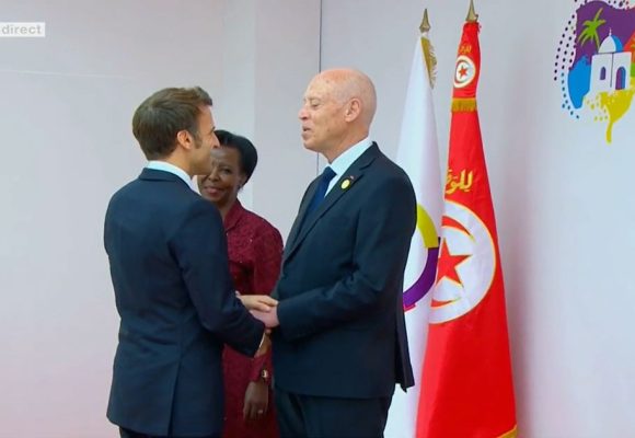 Sommet de la Francophonie : Macron regrette le recul du français dans le monde