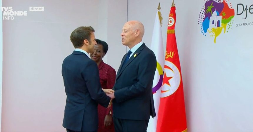 Sommet de la Francophonie : Macron regrette le recul du français dans le monde