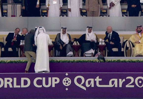 Coupe du monde de football : du Qatar boiteux au triomphe du dieu Mammon