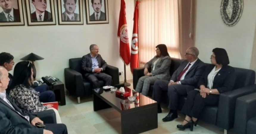 Tunisie : Abir Moussi reproche à Taboubi son indulgence vis-à-vis de Saïed