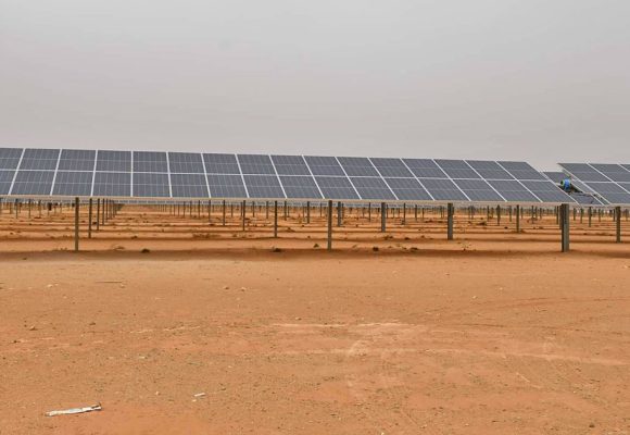 Tunisie | Quatre centrales solaires de 8 MW à Médenine