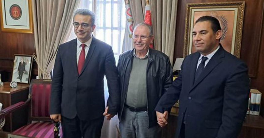 Crise en Tunisie : Réunion entre l’UGTT, l’Ordre des avocats et la LTDH