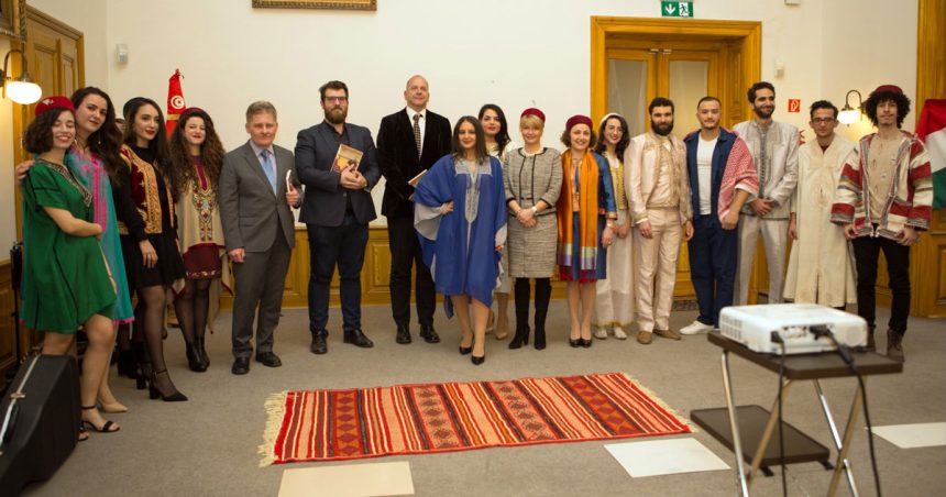 La Hongrie offre 200 bourses aux étudiants tunisiens
