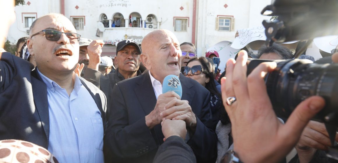 Tunisie : le Front du salut dénonce «l’assaut» des partisans de Saïed  