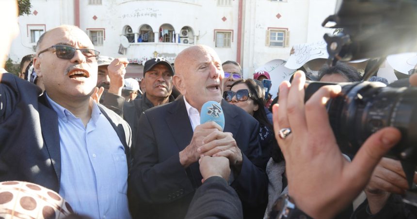 Tunisie : le Front du salut dénonce «l’assaut» des partisans de Saïed  