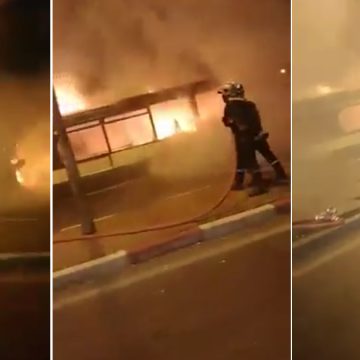 Tunis : Un bus prend feu à Bab Saadoun, aucune victime à déplorer