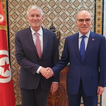 Tunisie-France : Première rencontre entre l’ambassadeur André Parant et le ministre Nabil Ammar