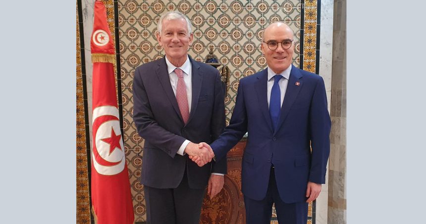 Tunisie-France : Première rencontre entre l’ambassadeur André Parant et le ministre Nabil Ammar