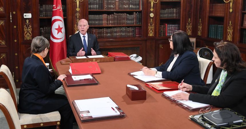 Qui bloque la décision économique en Tunisie ?