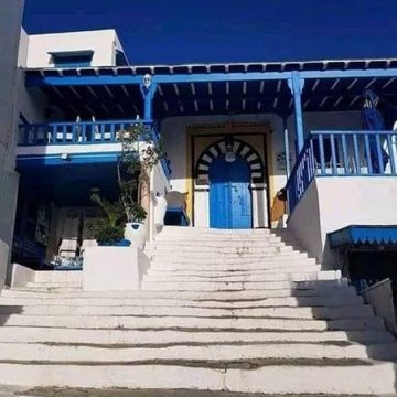 Fermeture du Café des Nattes à Sidi Bou Saïd : Précisions du gouverneur de Tunis