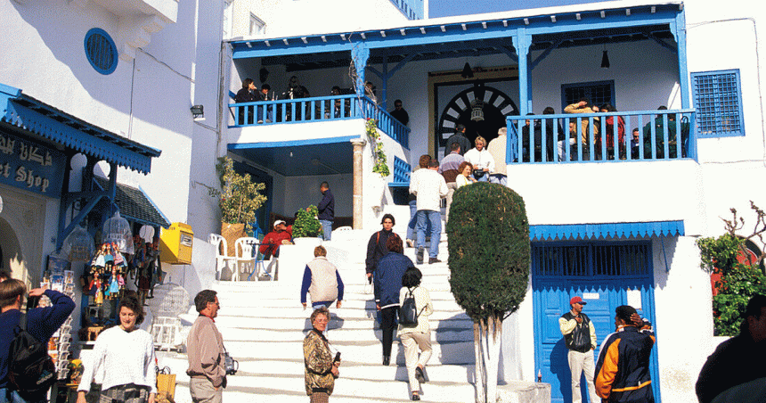 La fermeture du Café des Nattes attriste les riverains et visiteurs de Sidi Bou Saïd