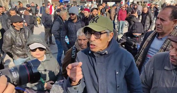 Le FSN dénonce l&rsquo;interdiction de voyage de l&rsquo;activiste Ezzeddine Hazgui